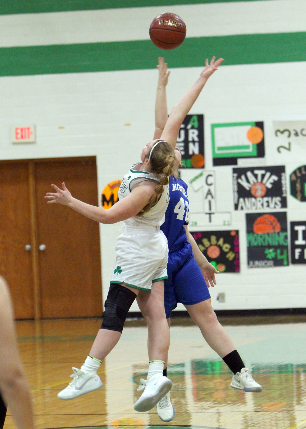 McDonell girls basketball at Eau Claire Regis 1-9-20